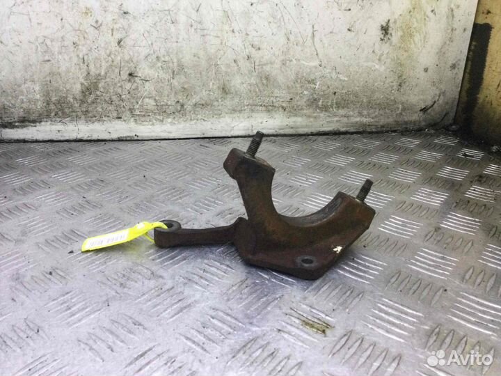 Кронштейн полуоси Ford Focus 3s413k305eb Hwda