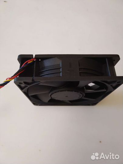 Вентилятор для whatsminer 140мм kz14038b012u