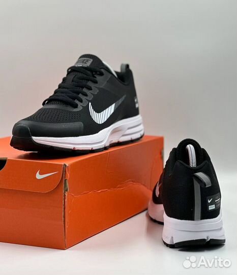 Nike Zoom Structure 17x