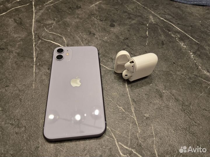 iPhone 11, 64 ГБ