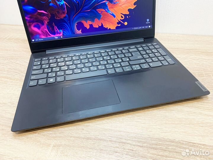 Быстрый Lenovo 15.6 / 4 ядра / 500 GB SSD / 8GB DD