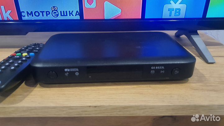 Спутниковая приставка триколор