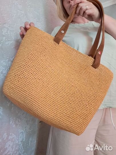 Cумка из рафии ручной работы