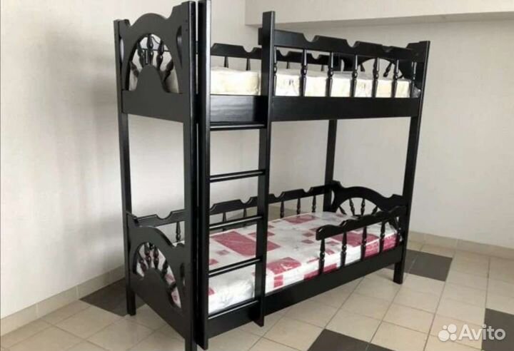 Кораблик. Надёжный двухярусные из массива дерева