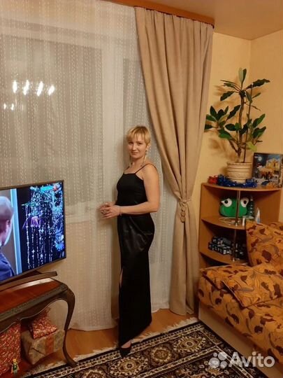 Вечернее платье 42 44 на новый год