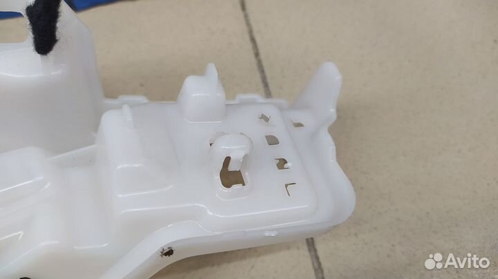 Кронштейн (сопут. товар) Land Cruiser (150) -Prado