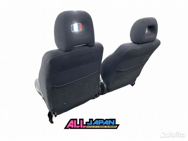 Сиденье переднее Subaru Forester SF5 EJ205 2000