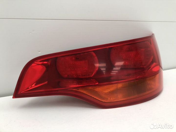 Фонарь задний правый Audi Q7 1 (4L) am54