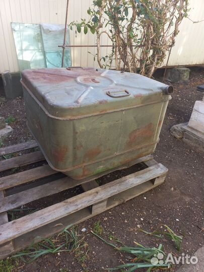 Бак металлический