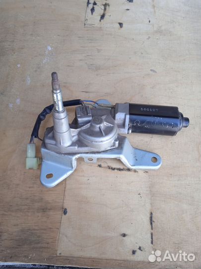 Мотор стеклоочистителя заднего стекла в сборе