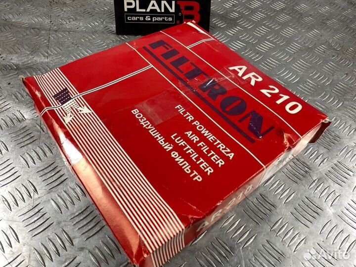 Фильтр воздушный двигателя Filtron Ar210