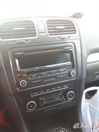 Штатная автомагнитола vw Golf6