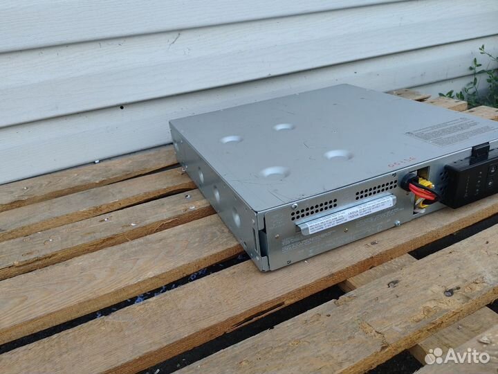 Ибп APC Smart-UPS 1500VA