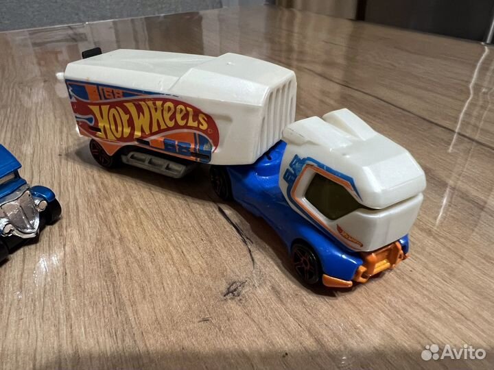 Машинки hot wheels грузовики