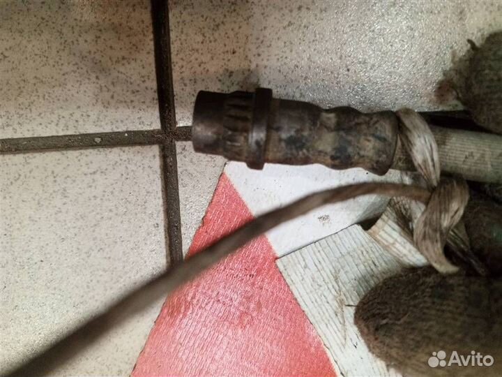 Шланг тормозной задний Renault Sandero 2009-2014