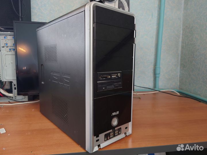 Офисный компьютер