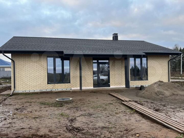 Коттедж 129,7 м² на участке 10 сот.