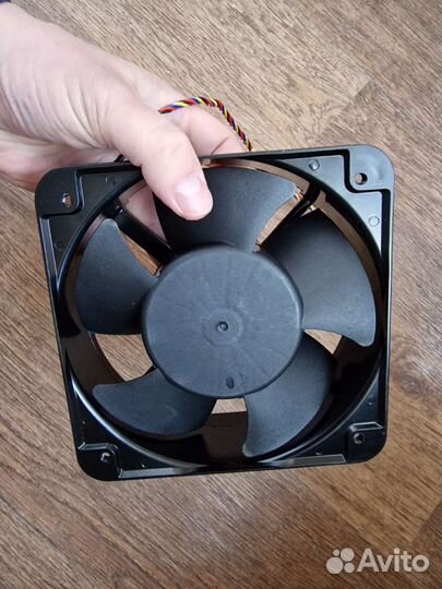 Вентилятор Delta afc1512dg