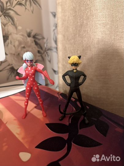 Фигурки леди баг