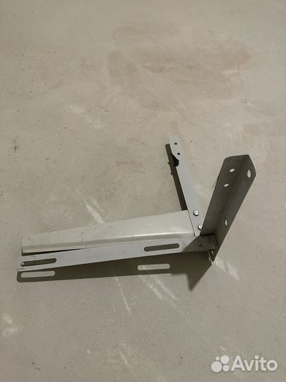 Ккронштейн под кондиционер