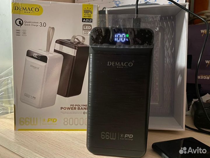 Powerbank новый на 80000 тыс с быстрой зарядкой