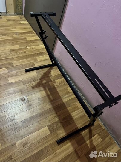 Стойка новая для синтезатора