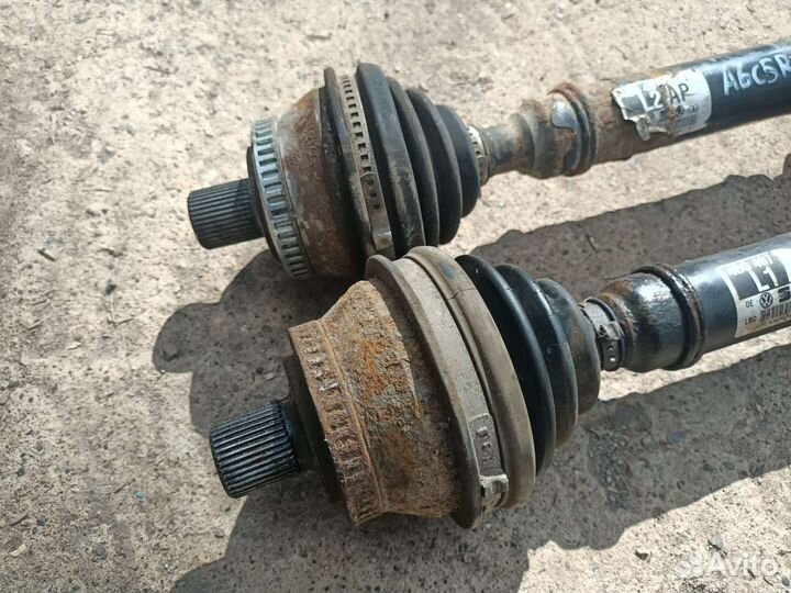 Привод передний Audi A6 C5. 2,5 TDI