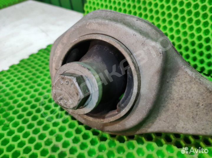 Рычаг продольный передний левый Mercedes-Benz S