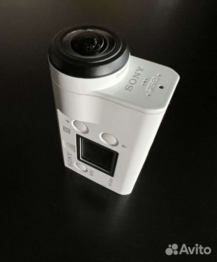 Экшн-камера Sony X3000 + пульт RM-LVR3