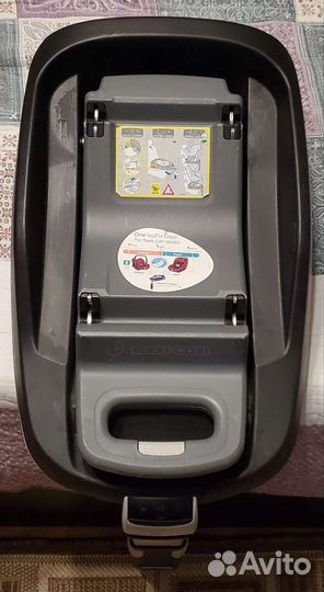 Автолюлька maxi cosi cabriofix с базой