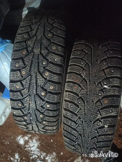 Продам 2 колёса