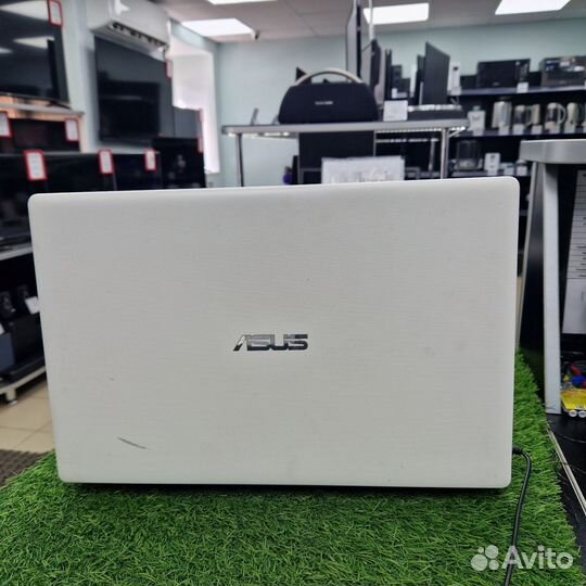 Ноутбук Asus X551C
