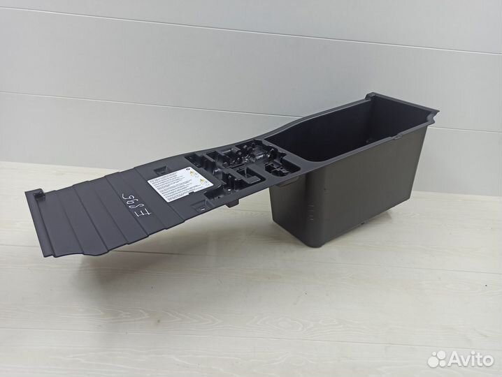 Ящик для инструментов BMW X5 E70