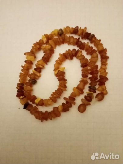 Янтарные бусы