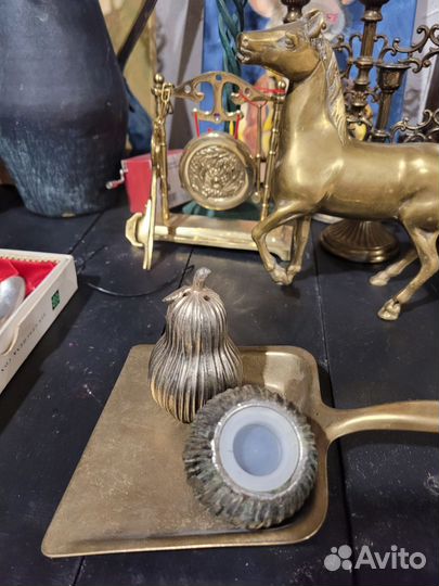 Нож для стола, совочек для крошек, набор соль пере