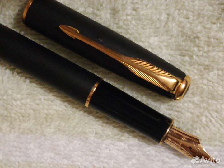 Перьевая ручка parker