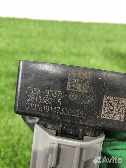 Блок управления топливным насосом Ford Mustang