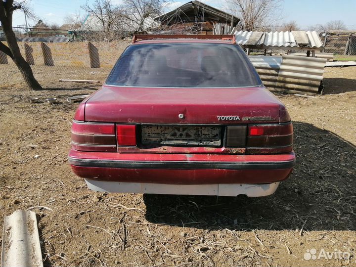 Тойота карина1988
