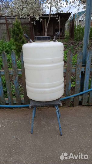 Бак для воды пластиковый