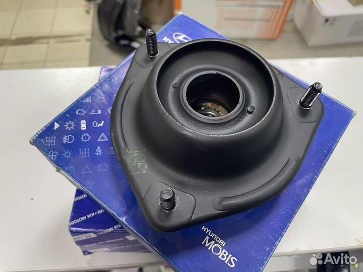 Опора амортизатора 5461025000 Хендай accent