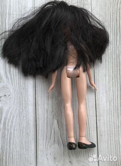 Кукла Bratz Джейд, R&C 2001 MGA Entertainment