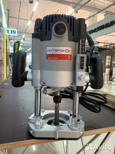 Фрезер интерскол фм-62/2100Э погружение 85 мм