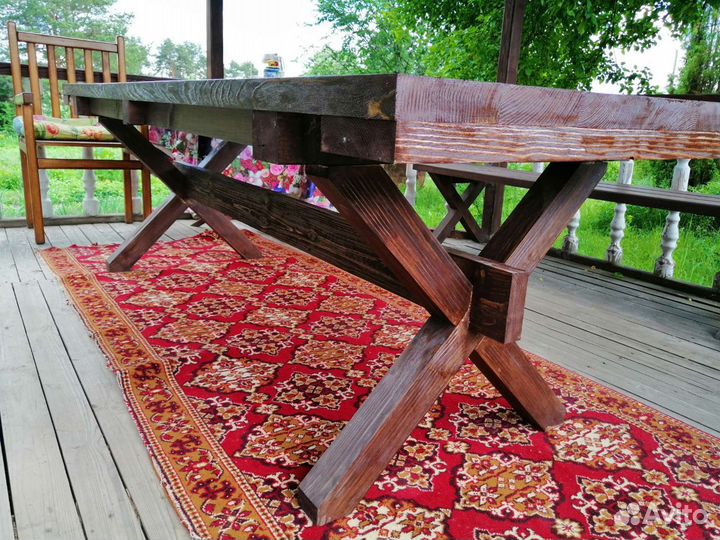 Стол из массива