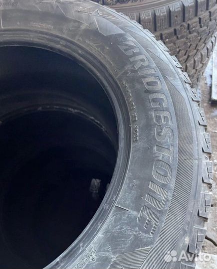 Bridgestone Blizzak DM-V2 265/60 R18