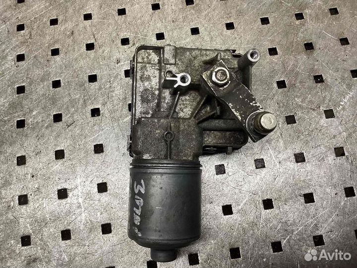 Моторчик стеклоочистителя передний Volkswagen Phae