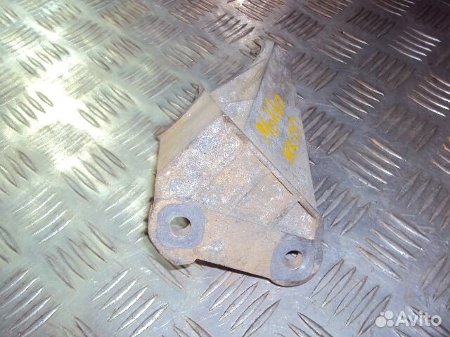 Кронштейн троса управления кпп Mokka б/у (МКПП) (арт. 55591358)