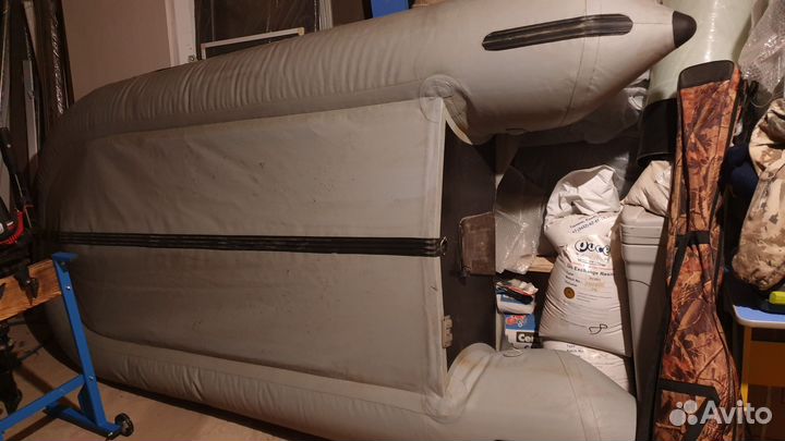 Лодка навигатор