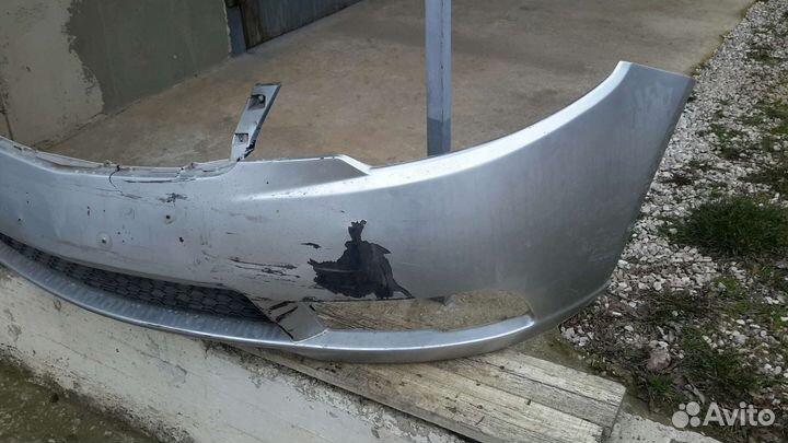 Продаю передний бампер оригинал Киа Церато2