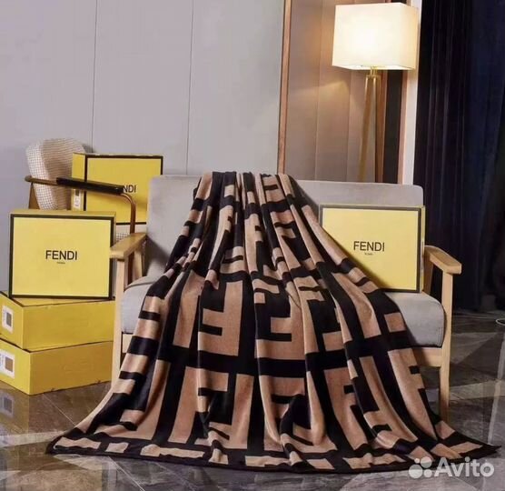 Плед Fendi