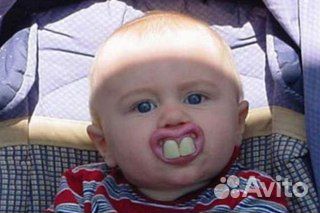 Веселые детские соски, голливудская улыбка, зубы